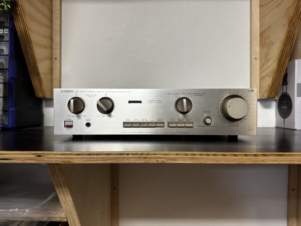 Luxman   L-200    -   Stereo Integrated Amplifier - Image 5