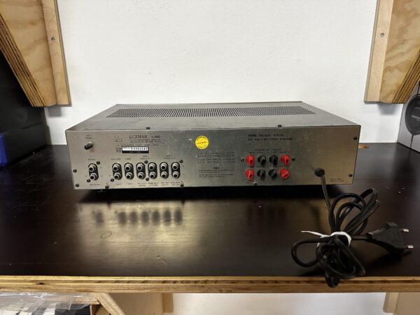 Luxman   L-200    -   Stereo Integrated Amplifier - Image 2