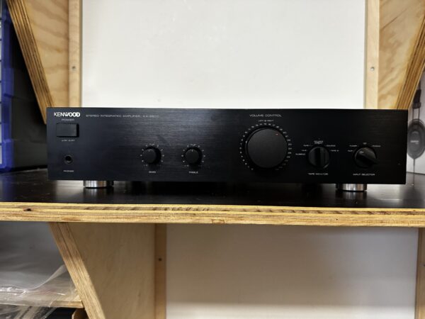 Kenwood KA-550D  -  Stereo Integrated Amplifier - Image 2