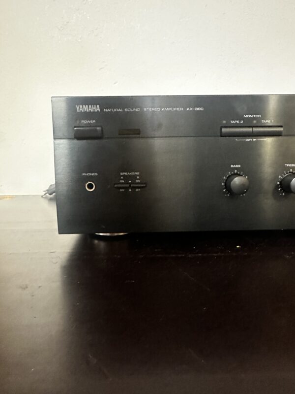 Yamaha AX-390  -  Stereo Integrated Amplifier - Image 5
