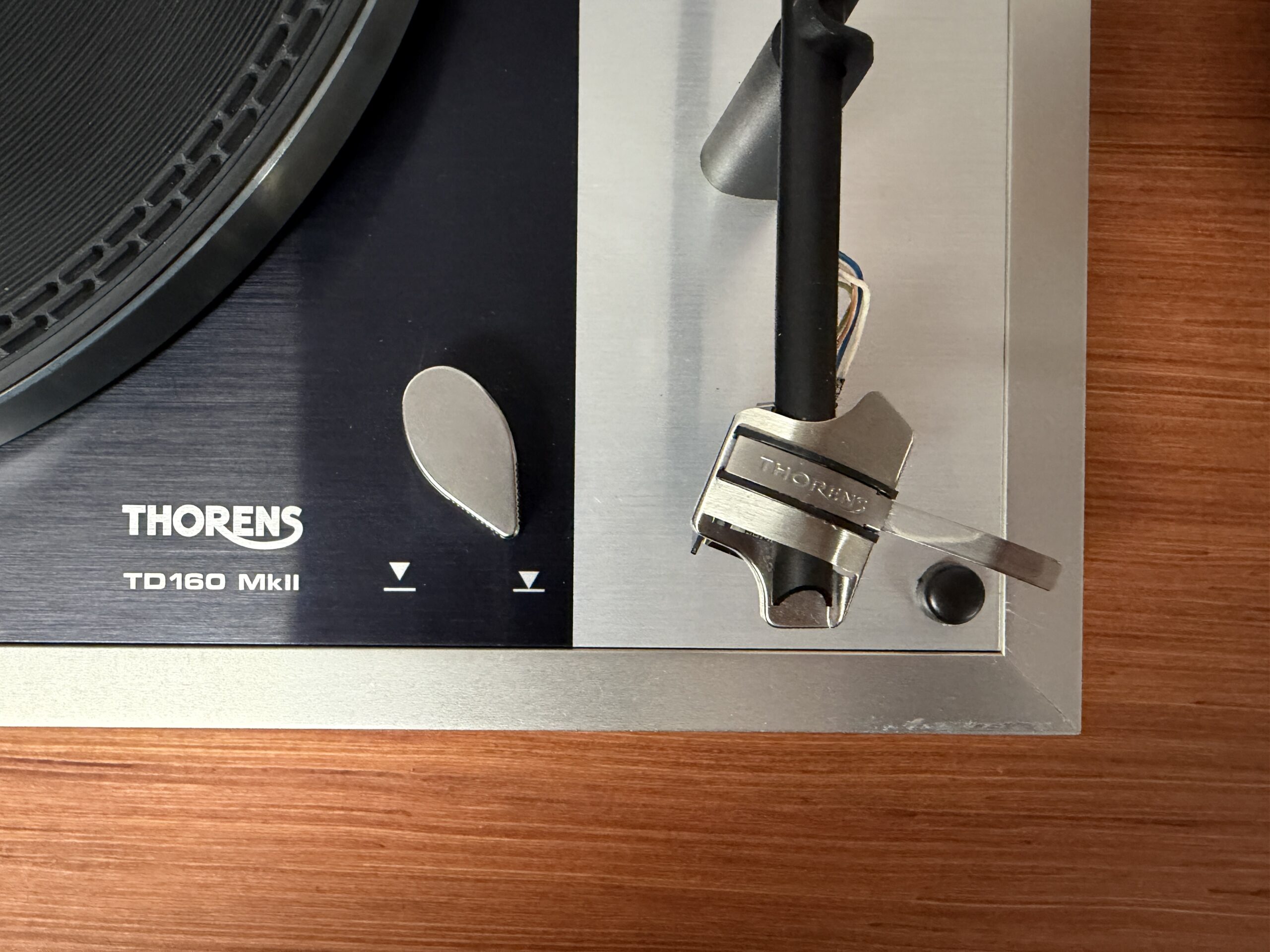 Thorens TD 160 MK II - Belt Drive Turntable - Image 4